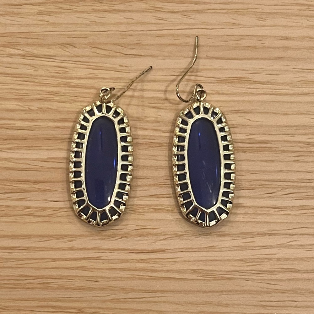 Kendra Scott drop earrings